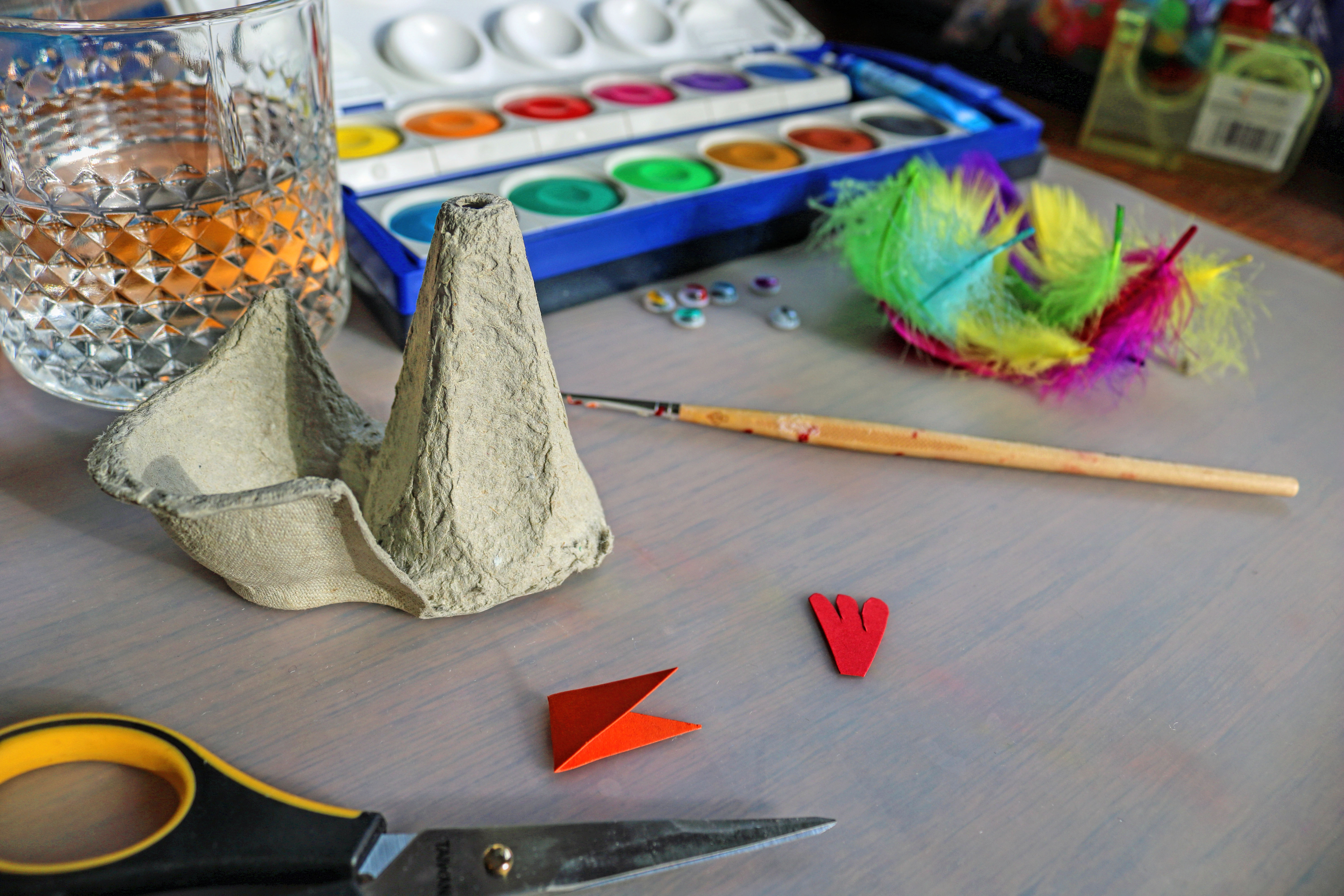 Eierkarton Eierbecher Huhn Basteln Kinder Kleinkinder Ostern